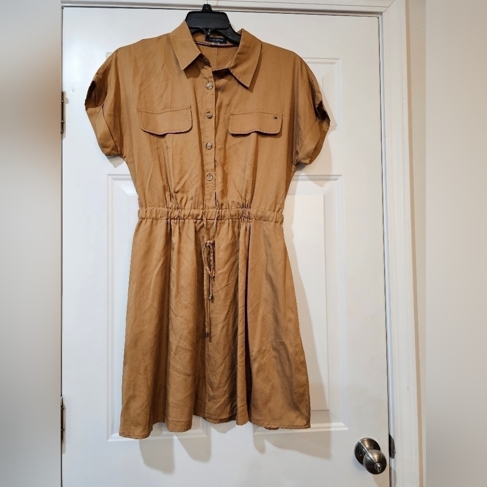 Tommy Hilfiger women's Tencel Tie Waist shirt size 8 With Tencel Material